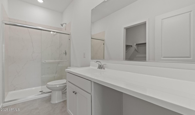 MR Lot #65 Primary Bath (Large)