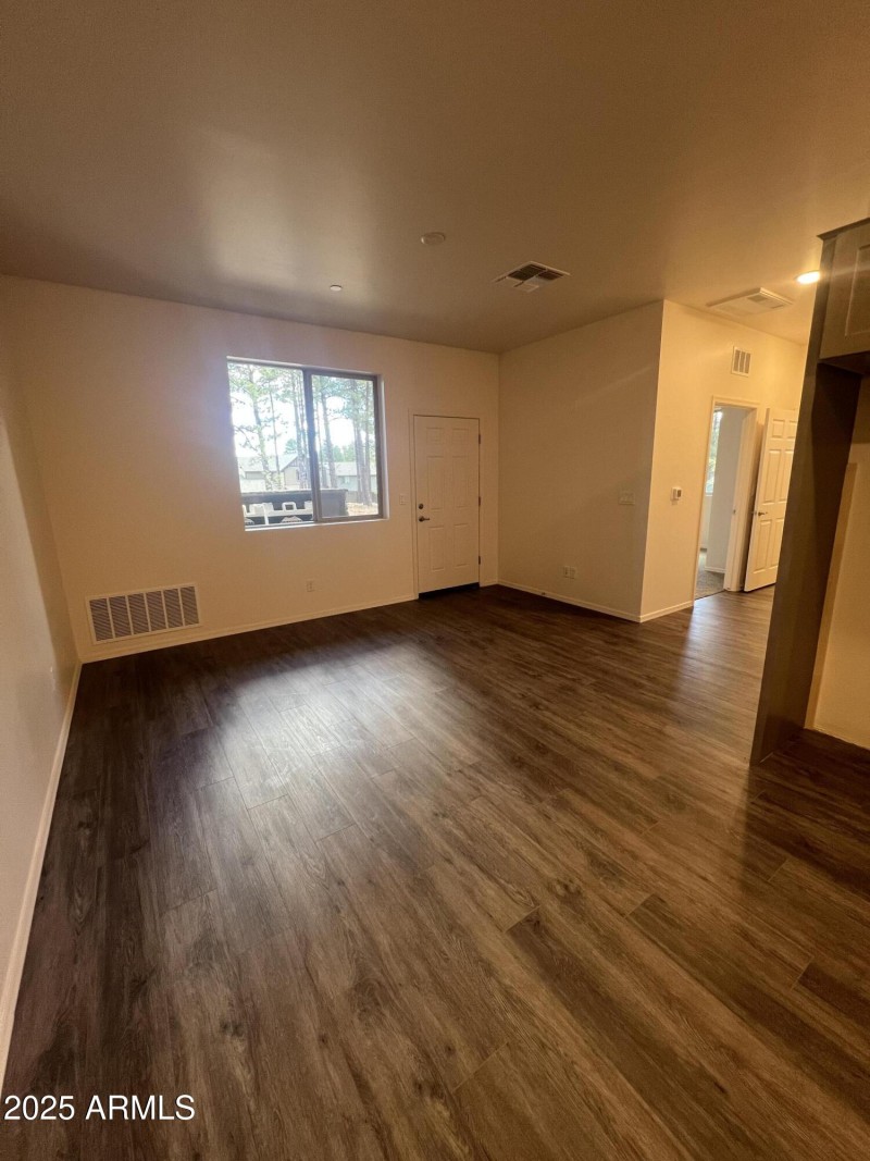 3 Peaks at Presidio, Unit 104