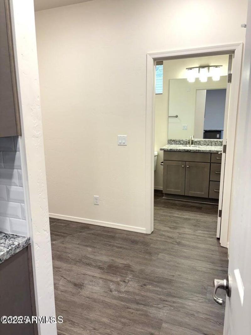 Ponderosa Parkway 7-233