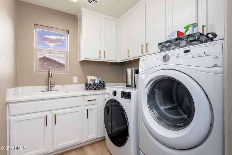 1759 W Desperado Way - 26