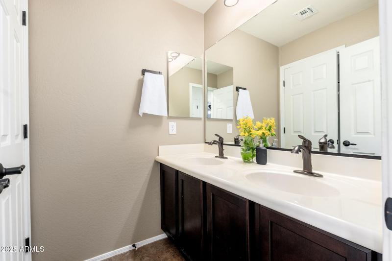 1759 W Desperado Way - 27