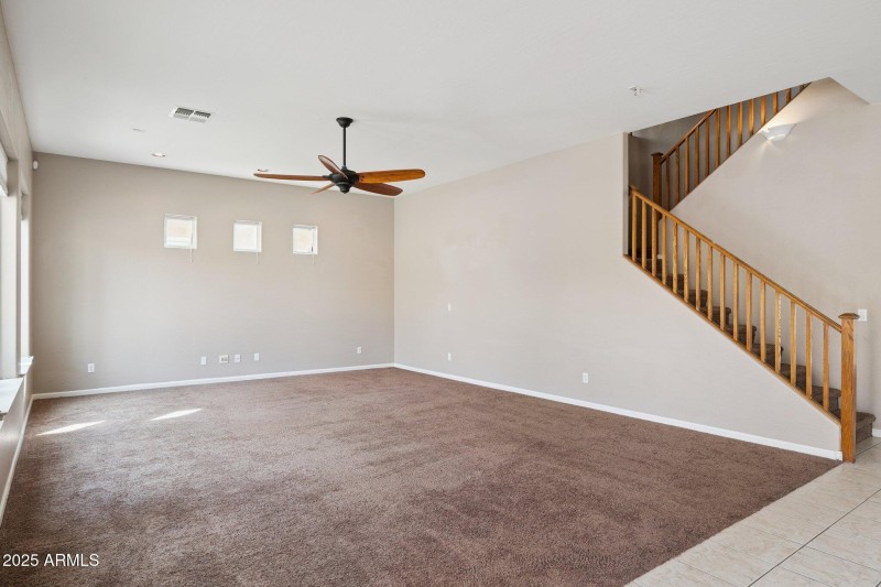 6-web-or-mls-3123-s-sunnyvale-aveFamil