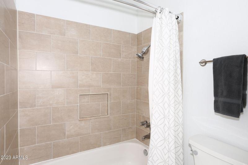 Guest Bath Shower-tub