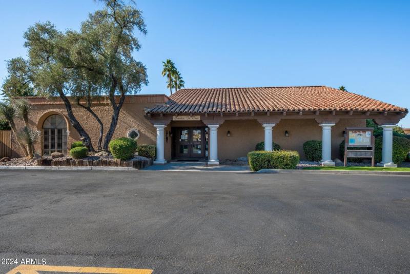 44-web-or-mls-Santa FE 1 Community Club