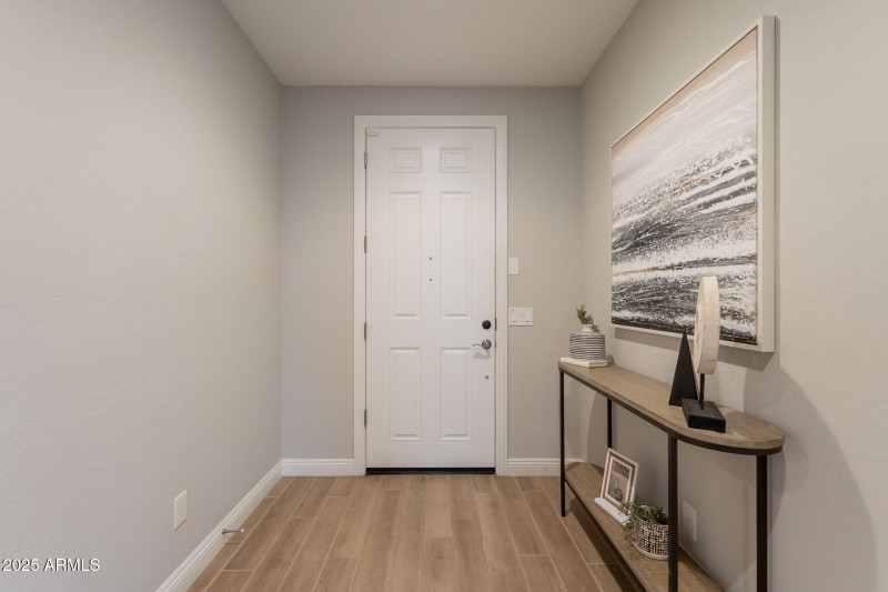 8-web-or-mls-261st-8