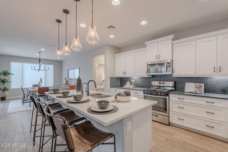 14-web-or-mls-261st-14