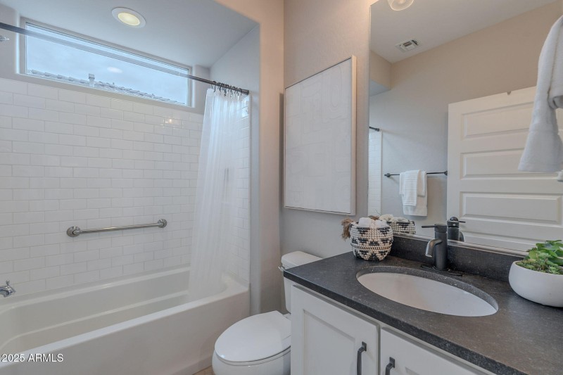 40-web-or-mls-261st-40