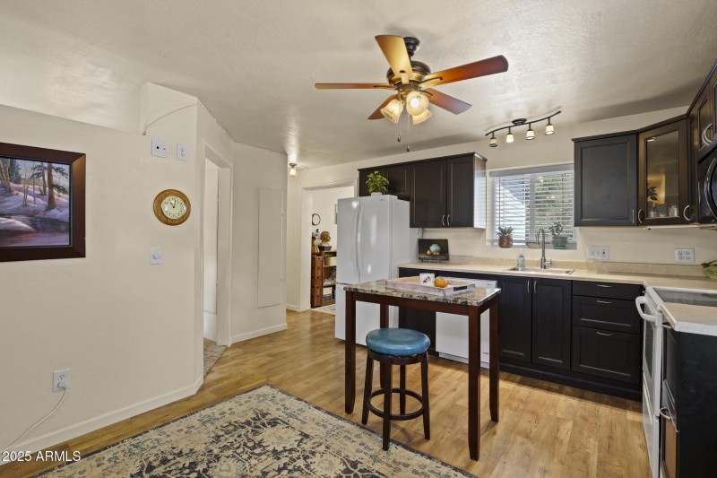 GH Open kitchen area