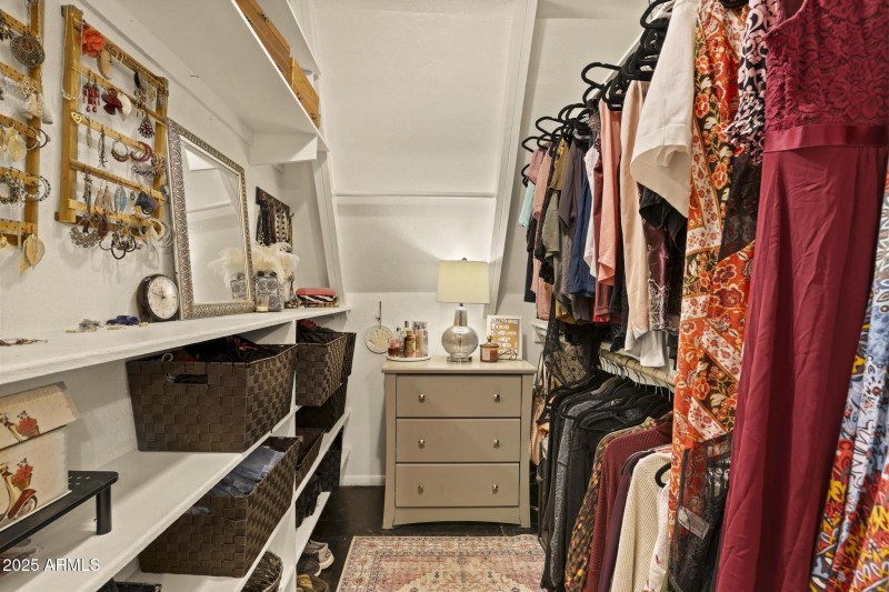 MH-Upstairs bdrm 3 closet