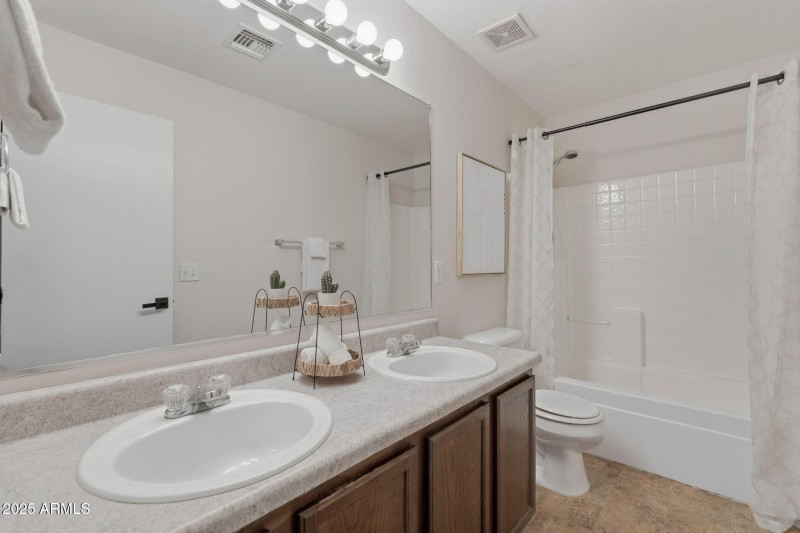 43-web-or-mls-Sheridan-43