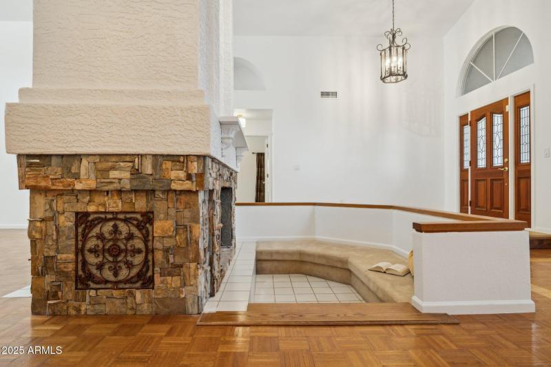 8-web-or-mls-16421-n-49th-st