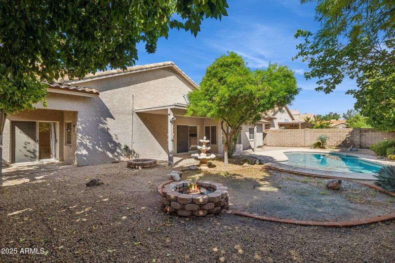 38-web-or-mls-16421-n-49th-st