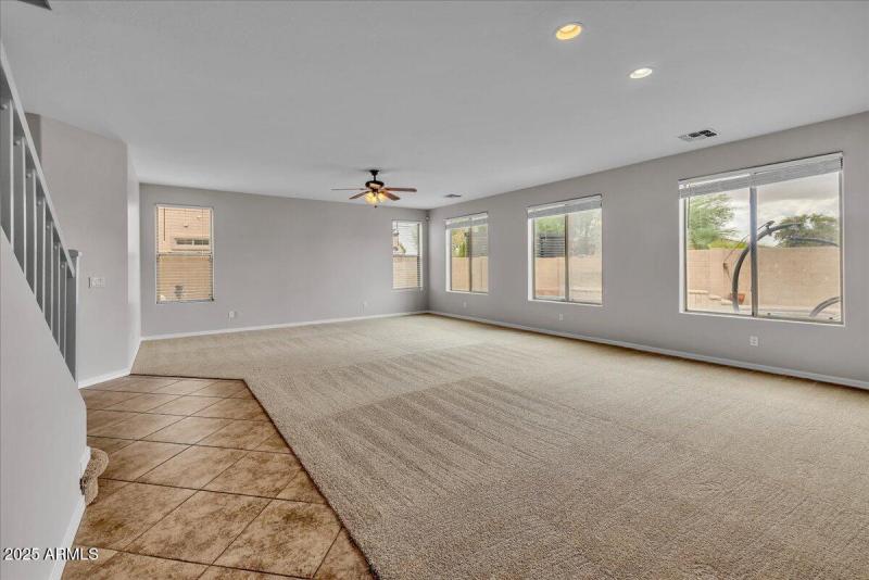 17-4280_N_157th_Ave 16