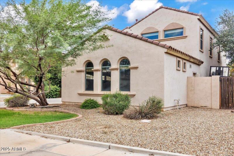 44-4280_N_157th_Ave 43