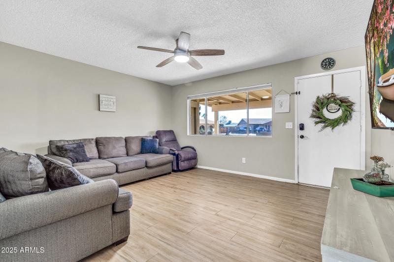 1856 N Hibbert Cir-9_(2048)