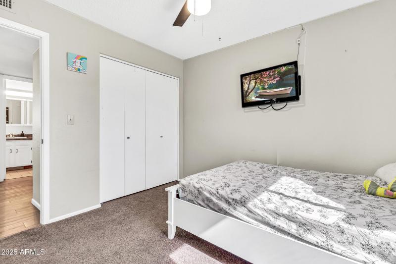 1856 N Hibbert Cir-24_(2048)