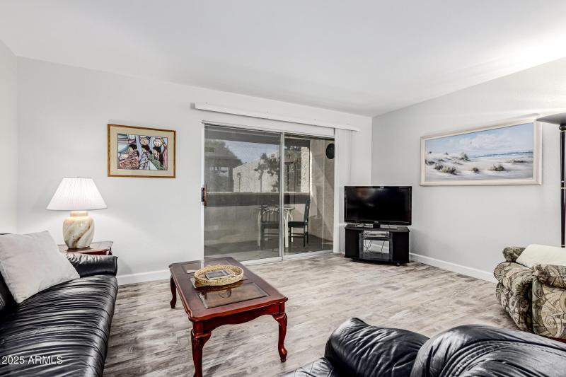 8 - Paradise Village