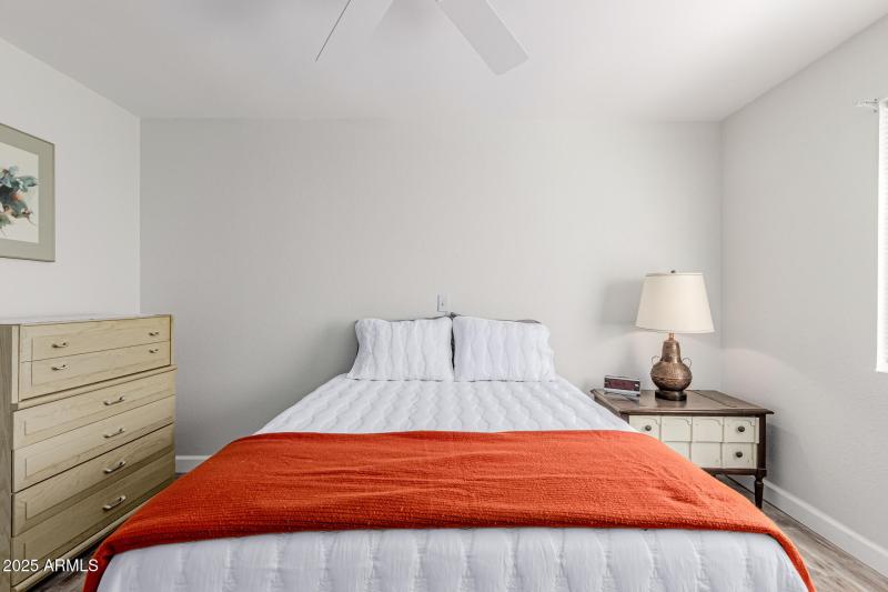 15 - Paradise Village