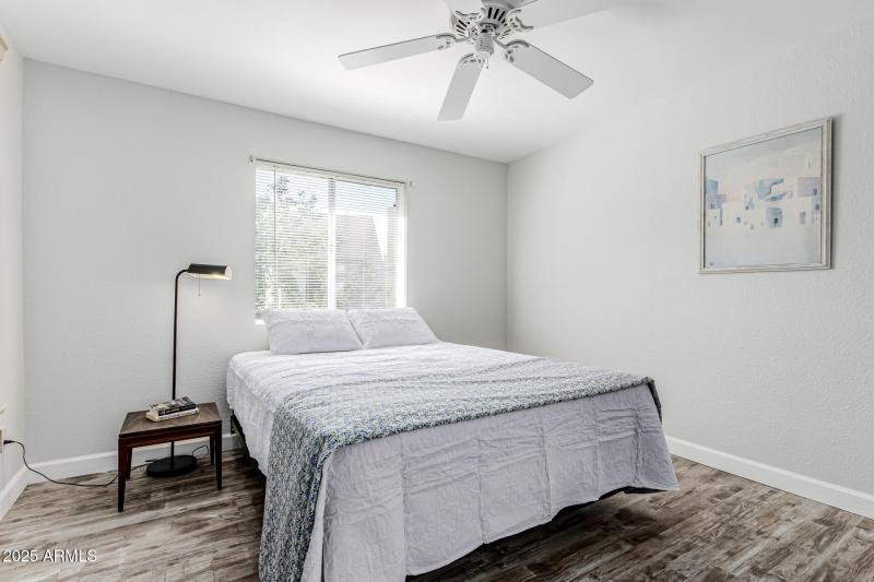 22 - Paradise Village