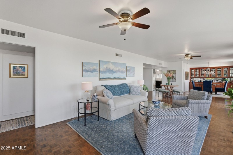 4-web-or-mls-Central-4