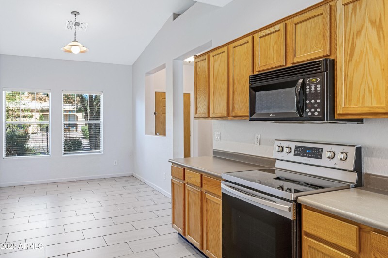 3737 W Medinah Way-10