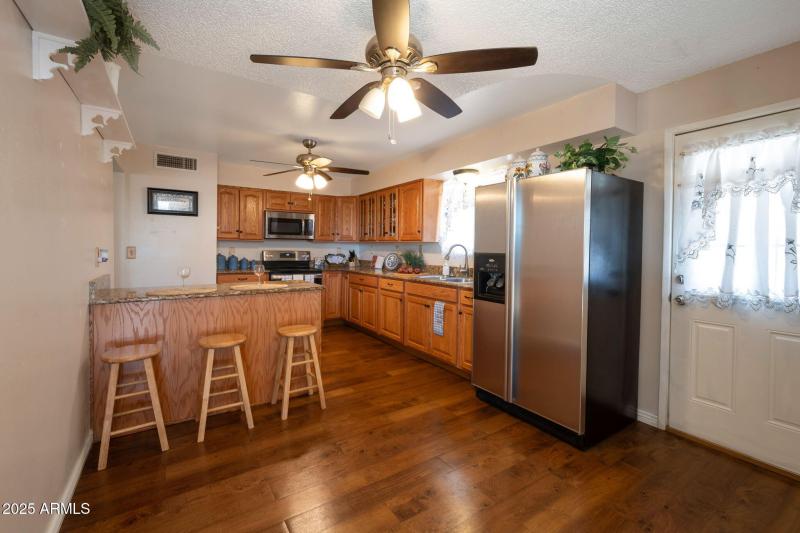 Dining room with island