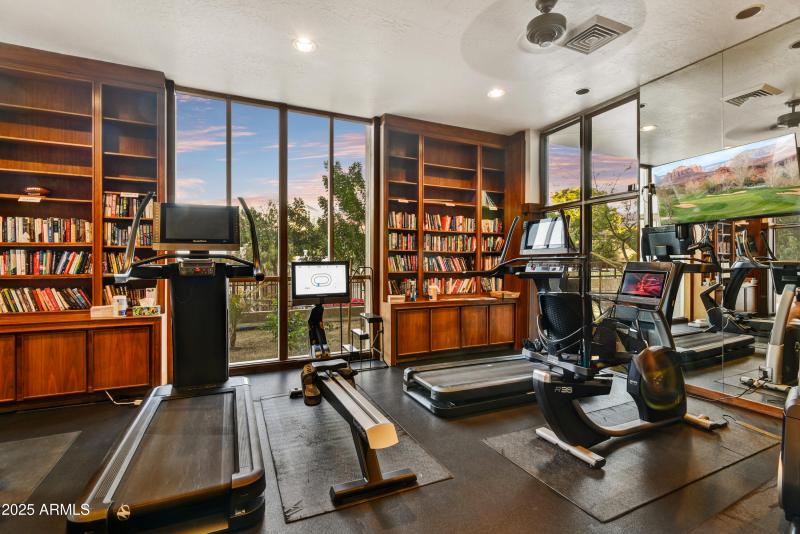 05-Fitness Center
