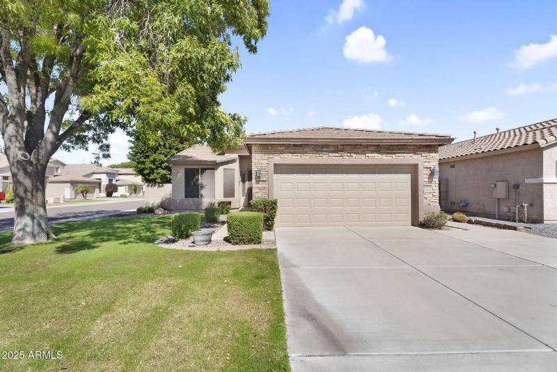 1-web-or-mls-9250 W Runion Dr -3