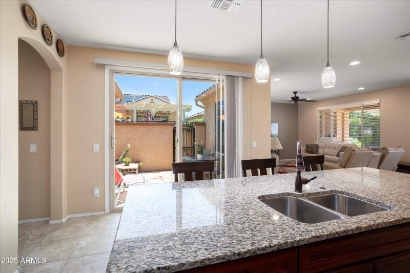 09-26725 W Marco Polo Rd