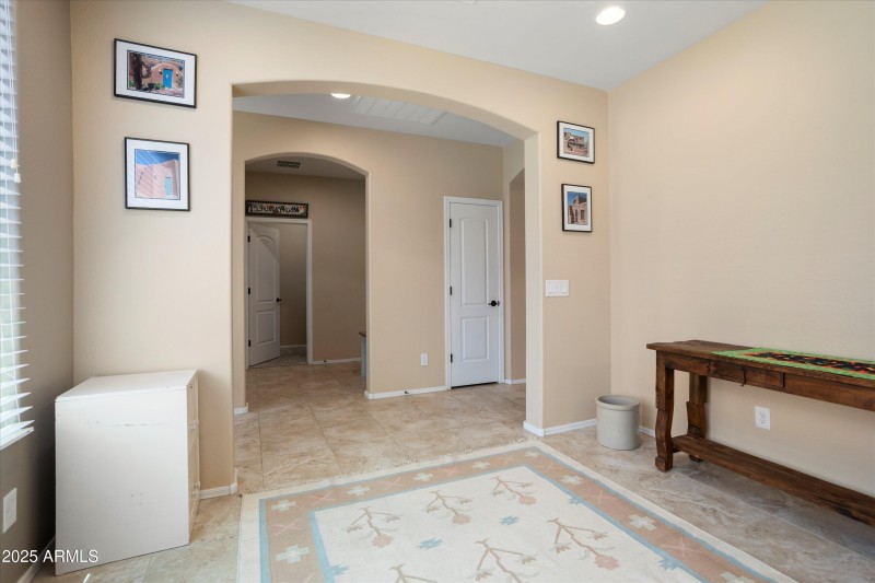 19-26725 W Marco Polo Rd