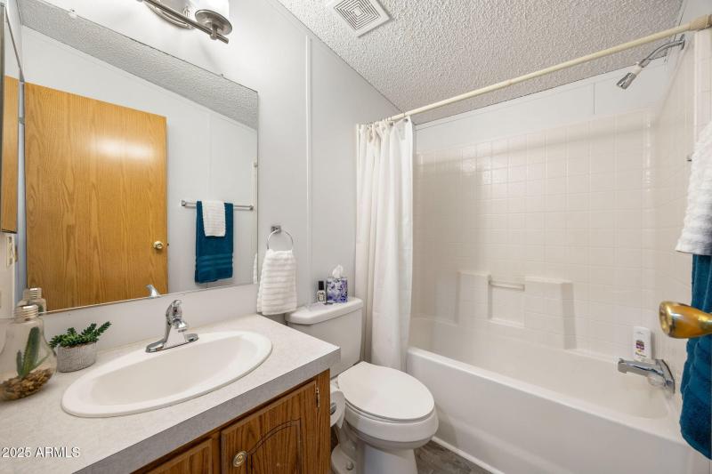 2064PinewoodDr-HeberOvergaardAZ-21