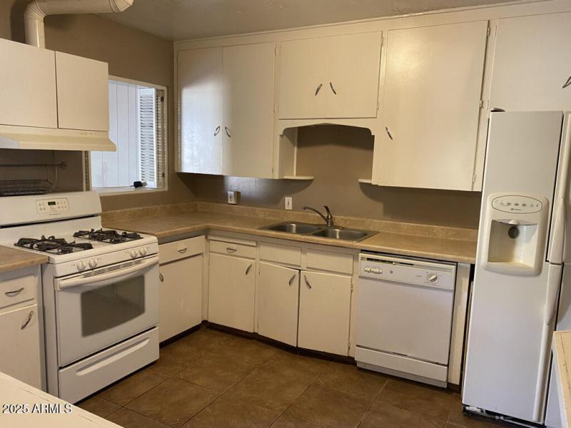 76A35619-9165-4732-B0BA-A0DA548FA821_1_1