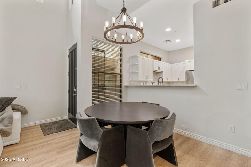 3-web-or-mls-14450-n-thompson-peak-pkwy-