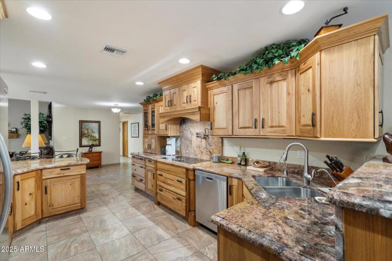 Large Kitchen