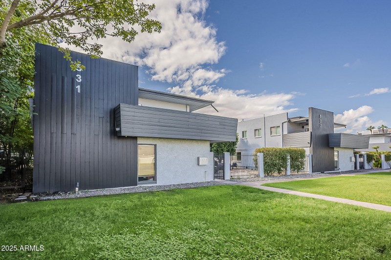 3-web-or-mls-Roanoke-3