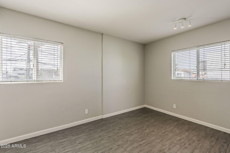 12-web-or-mls-Roanoke-12