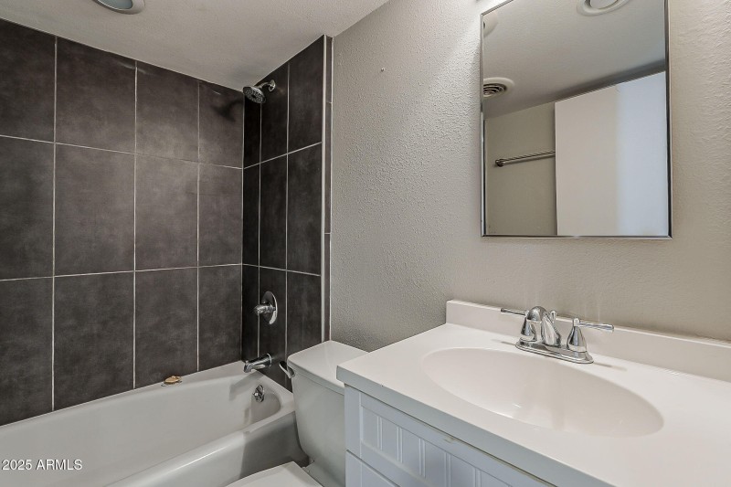 14-web-or-mls-Roanoke-14