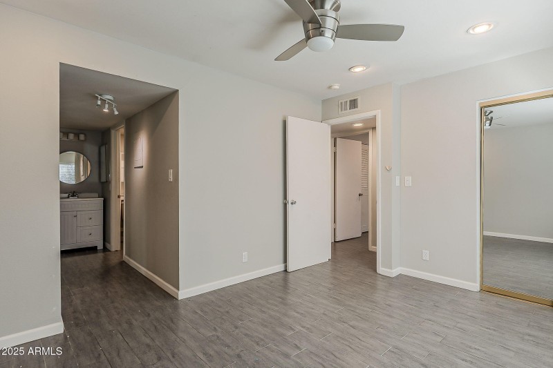 22-web-or-mls-Roanoke-22