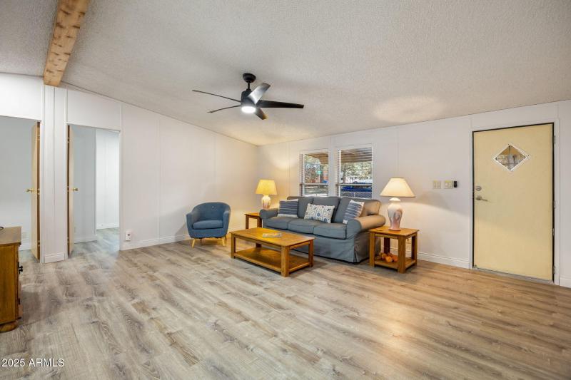 2064PinewoodDr-HeberOvergaardAZ-9