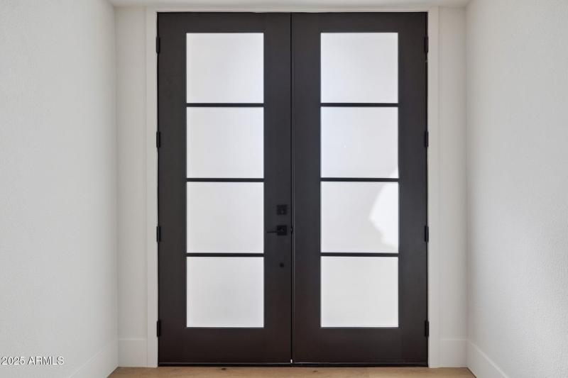 78-web-or-mls-8943-n-80th-pl