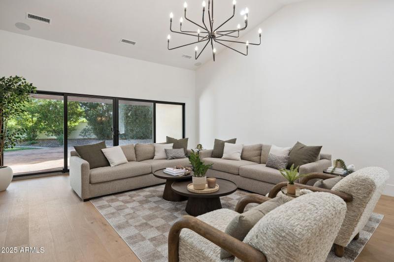 84-web-or-mls-8943-n-80th-pl