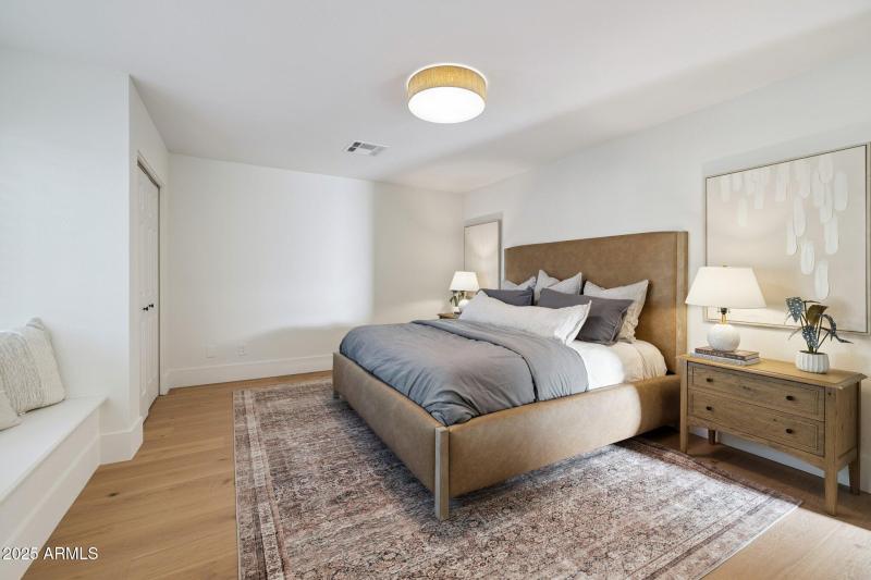 106-web-or-mls-8943-n-80th-pl