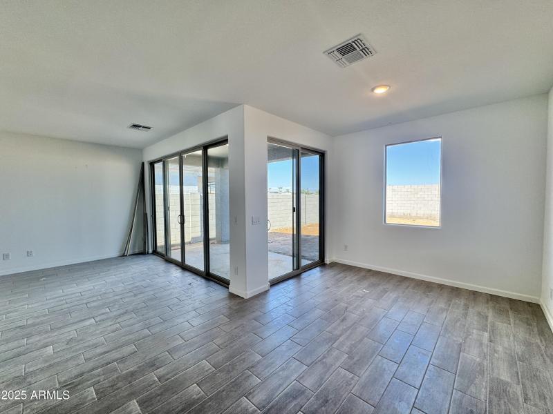 012 Double slider and Dining and