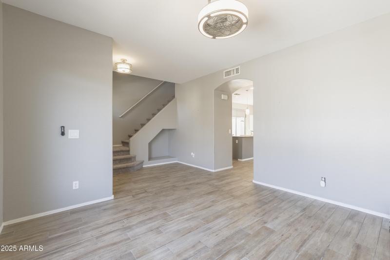 P1013195_196_197_198_199_200_201PX