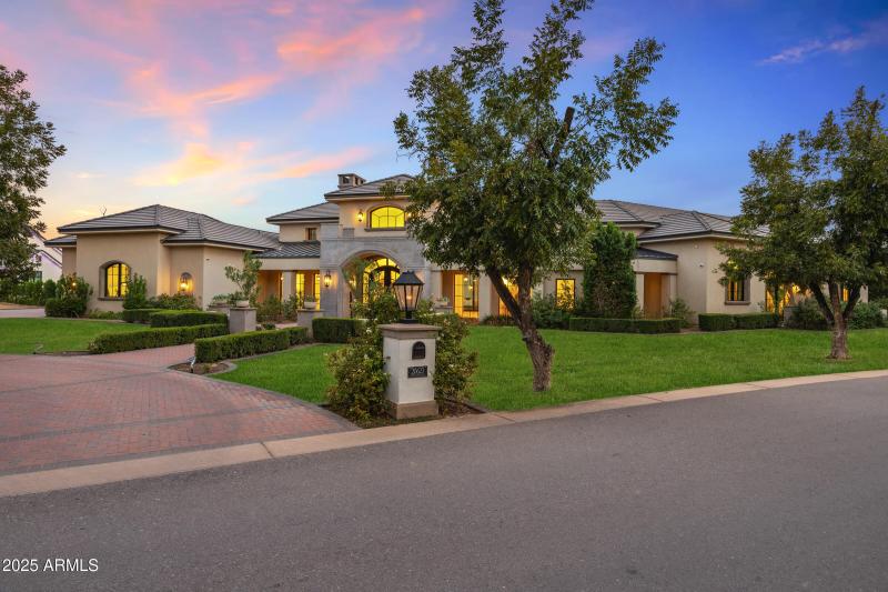 20623 E Cloud Rd-102