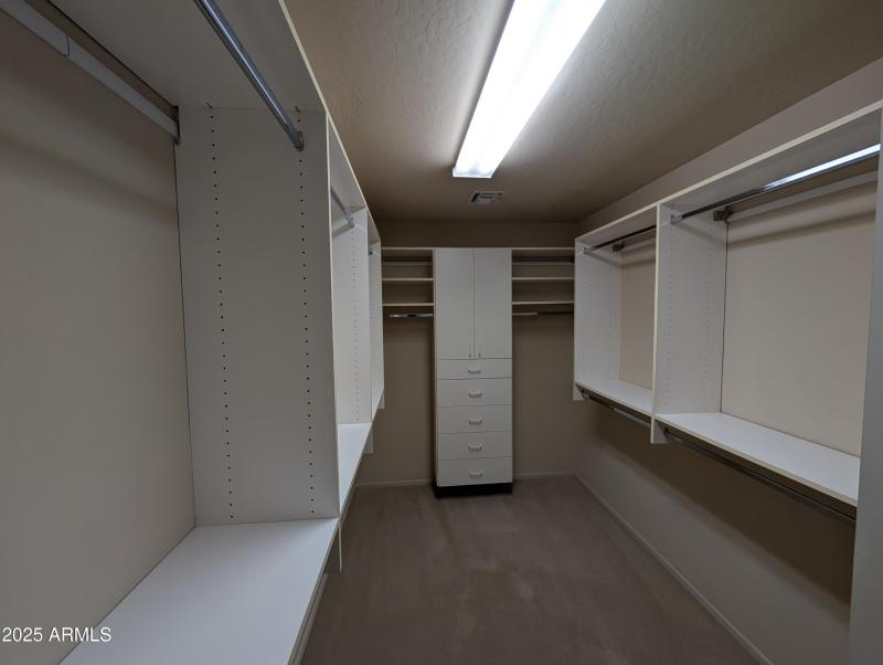 PXL_20251015_175029993