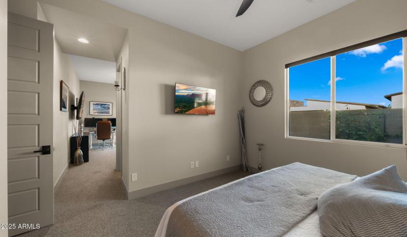 35-web-or-mls-Guest EnSuite3