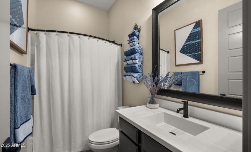 38-web-or-mls-Guest EnSuite4