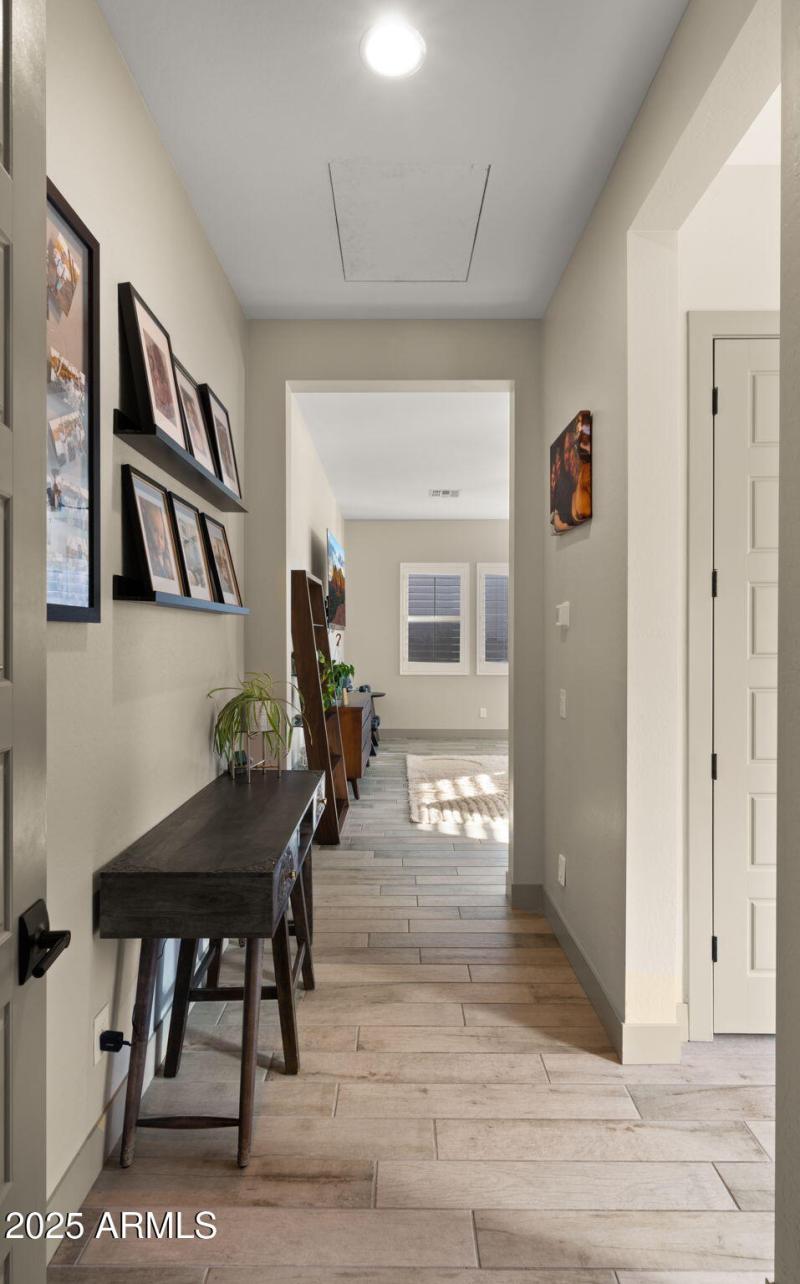 40-web-or-mls-Primary Bedroom3