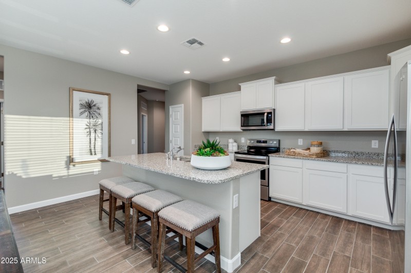 Palo Verde Model_Kitchen pic (3)